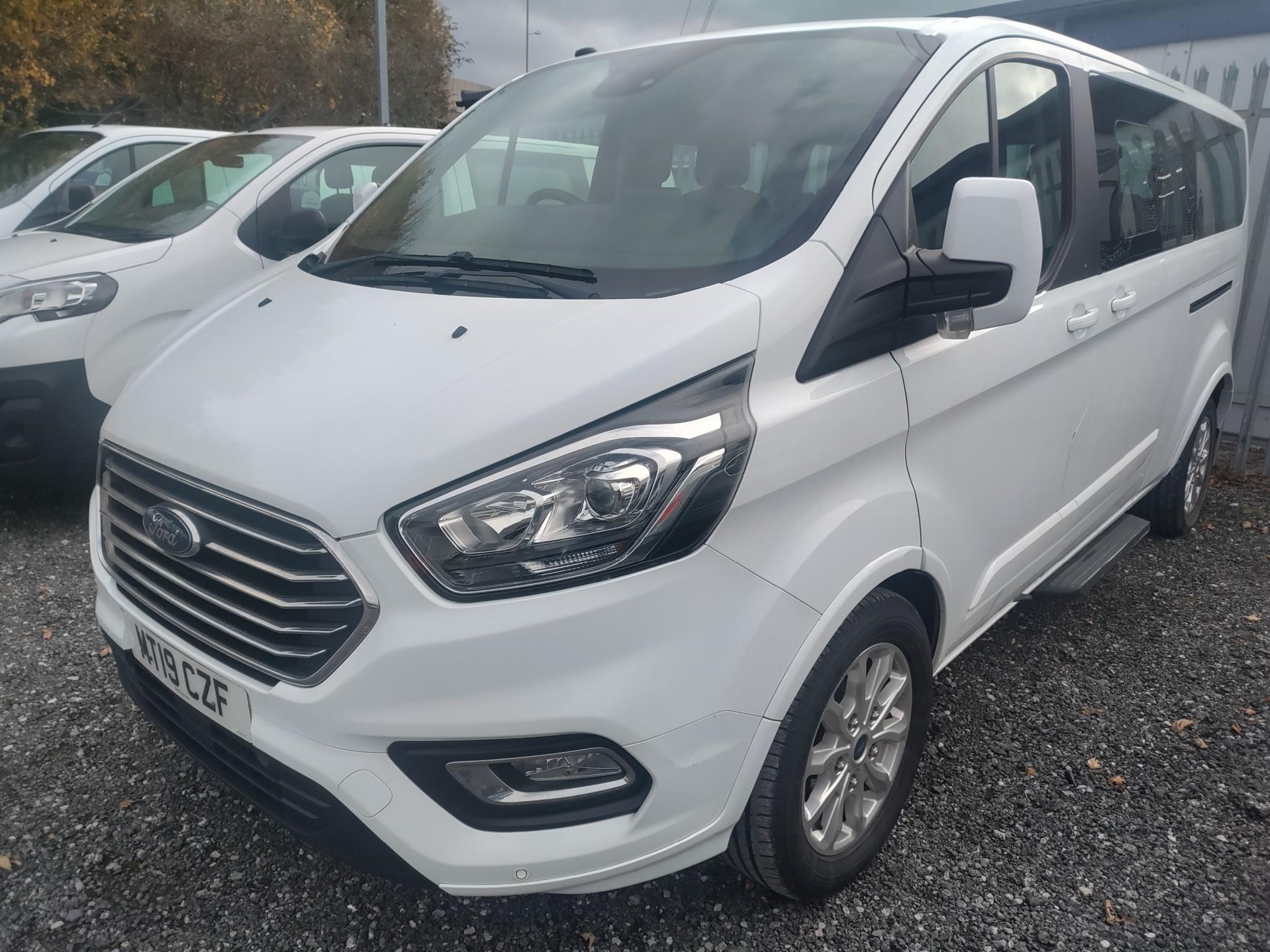  Ford Tourneo